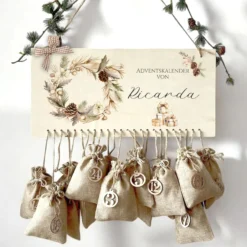 Adventskalender für Frauen und Männer Personalisiert mit Namen mit Tannenkranz