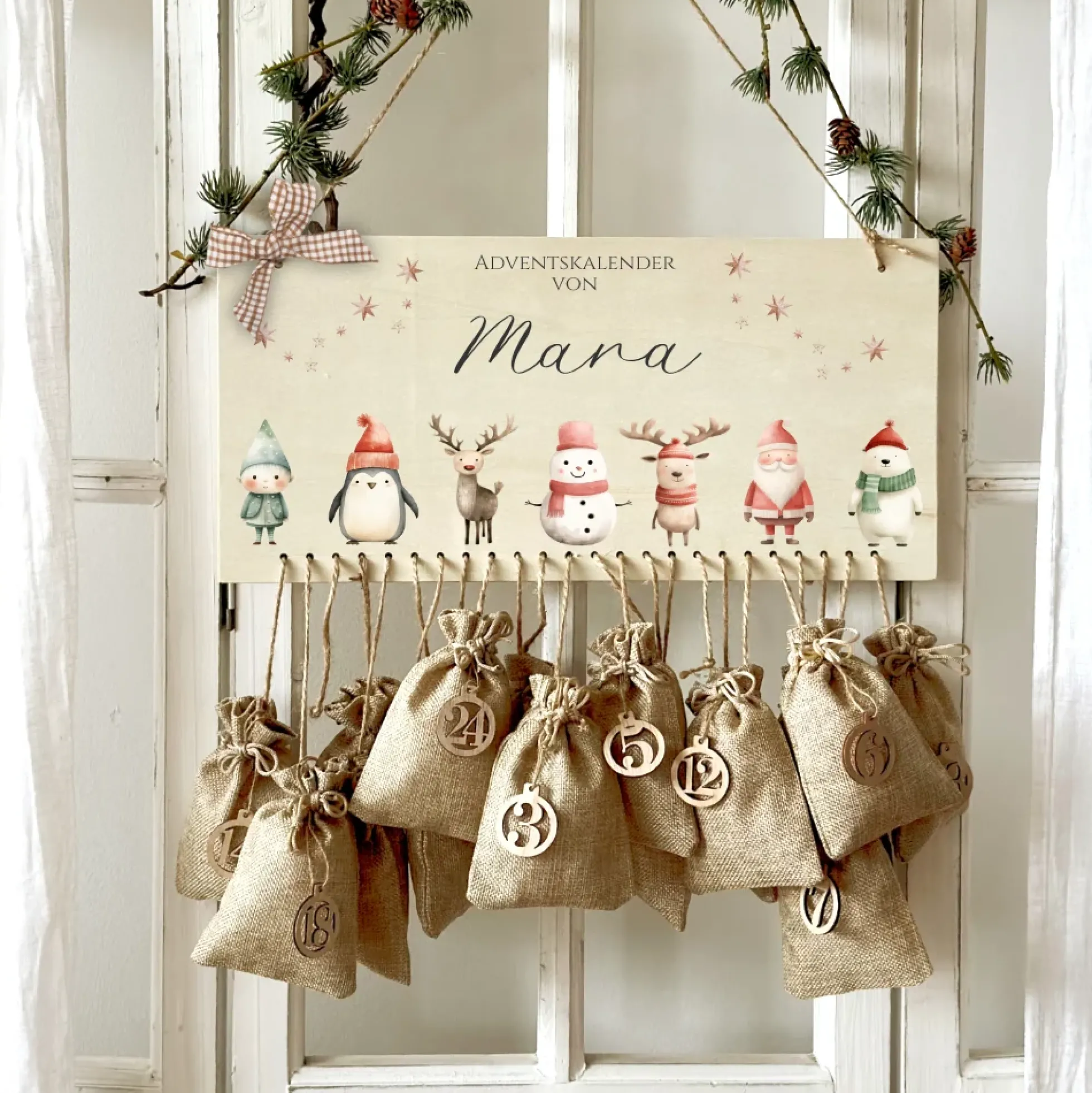 Adventskalender für Kinder Personalisiert mit Namen zum Befüllen mit Weihnachsfiguren aus Holz