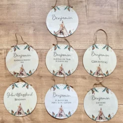Geburtstafel aus Holz zur Geburt und Taufe mit Namen | Besondere Geschenkidee zur Geburt u. Taufe | Liebevolle Dekoration für das Babyzimmer | 4 Varianten zur Auswahl