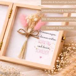 Geschenkbox zur Einschulung – personalisierte Holzbox mit Trockenblumen & Geldsäckchen