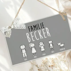 Handgefertigtes u. originelles Türschild aus Holz mit Figuren, Vornamen und dem Familiennamen | Kreative Geschenkidee u. schöne Dekoration für die Haustür | 2 Größen zur Auswahl