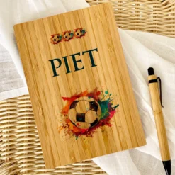 Kinder Notizbuch Fußball mit Namen des Kindes | personalisiertes Tagebuch Schreibheft für Jungen als besonderes Geschenk Geburtstag | 7 Motivvarianten zur Auswahl
