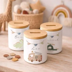 Kinderspardose mit Namen – Personalisierte Spardose aus Keramik mit Bambusdeckel