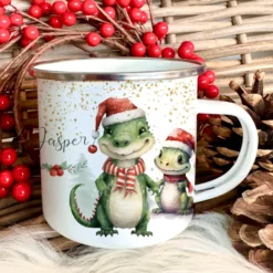Kinder Weihnachtstasse "Dino" | Tasse mit Namen personalisiert | Kinderbecher aus Emaille mit Weihnachtsmotiv | Weihnachtsgeschenk Nikolaus für Mädchen Jungen | 7 Produktvarianten zur Auswahl