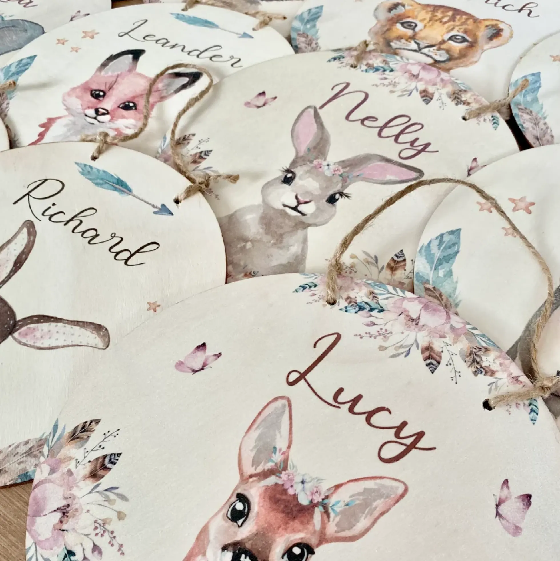 Namensschild "Hase" für das Kinderzimmer | Personalisiertes Türschild für Mädchen u. Jungen | 11 weitere Motivvarianten als Geschenk zur Auswahl