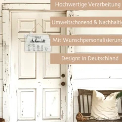 Originelles Türschild für die Familie | Haustürschild mit Figuren u. Vornamen | Handgefertigtes Familienschild in weiß grauer Shabby Chic Holzoptik | 2 Größen zur Auswahl
