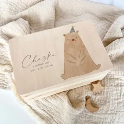 Personalisierte Aufbewahrungskiste für Kinder, Erinnerungsbox aus Holz mit dem Namen u. Geburtsdaten | Motiv: Bär