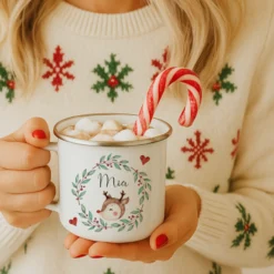 Personalisierte Emaille Tasse Weihnachten mit Namen – Kinder Becher Rentier & Herz Motiv – Geschenkidee Advent, Nikolaus, Weihnachtsgeschenk