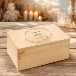 Personalisierte Erinnerungskiste zur Hochzeit, Holzbox als Geschenk für das Brautpaar, Hochzeitsgeschenk