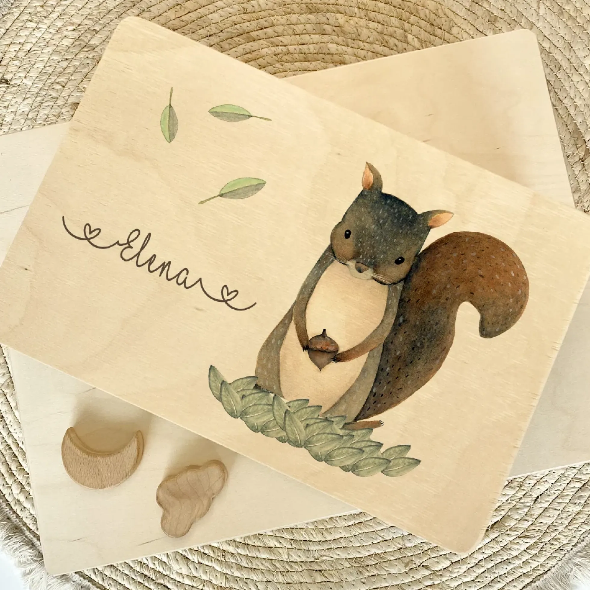 Personalisierte Erinnerungskiste "Eichhörnchen" als Motiv für Babys zur Geburt und Taufe, Babygeschenk mit dem Namen, Holzkiste