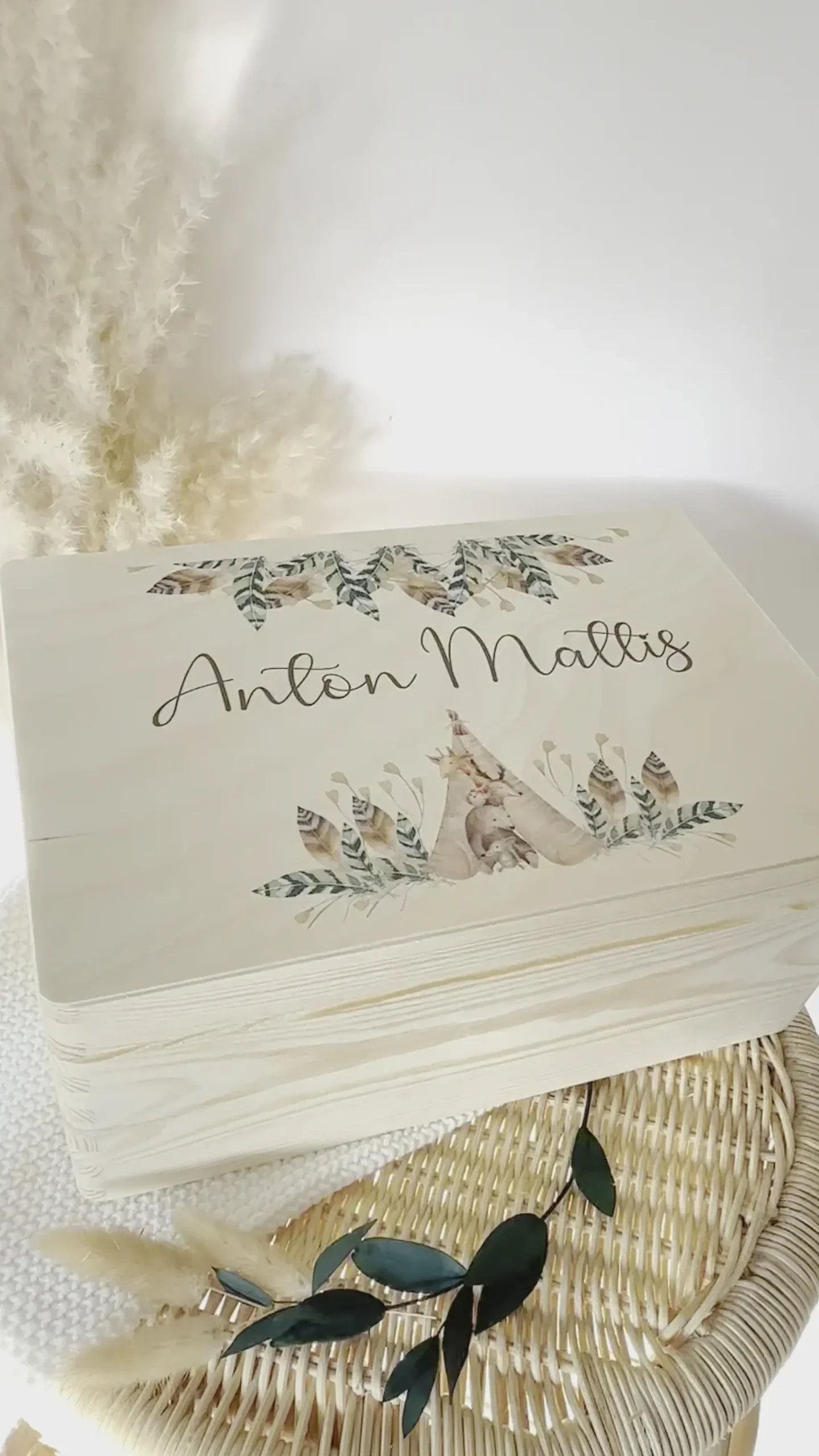 Personalisierte Erinnerungskiste "Boho Tiere" als Motiv für Babys zur Geburt und Taufe, Babygeschenk mit dem Namen, Holzkiste