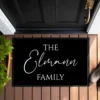 Personalisierte Fußmatte The Family Fußmatte mit Namen Schmutzfangmatte Türmatte Geschenk Fussmatte Zuhause Familie