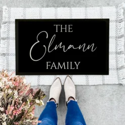 Personalisierte Fußmatte The Family Fußmatte mit Namen Schmutzfangmatte Türmatte Geschenk Fussmatte Zuhause Familie