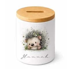 Personalisierte Keramik-Spardose mit Bambusdeckel für Kinder & Babys | Individuelles Geldgeschenk mit Namen | Motive: Igel, Faultier, Otter, Ente, Küken