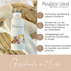 Personalisierte Kinder Trinkflasche "Bagger" für Jungen mit Namen | Thermosflasche Baufahrzeug aus Edelstahl mit Bambusdeckel für Kita | 500ml