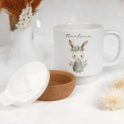 Personalisierte Ostertasse aus Kermik mit Korkboden, 3 Motive zur Auswahl