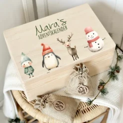 Personalisierter Adventskalender zum Befüllen, Adventskiste mit weihnachtlichen Figuren zum Auswählen