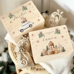 Personalisierter Adventskalender zum Befüllen, Adventskiste mit Weihnachtsdorf und Auto zum Auswählen