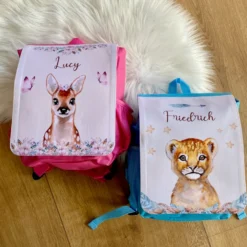 Personalisierter Kinderrucksack Löwe | blauer Tiermotiv Rucksack für Jungen | Kindergartenrucksack als tolles Geschenk für Kitakinder von 2-6 Jahre