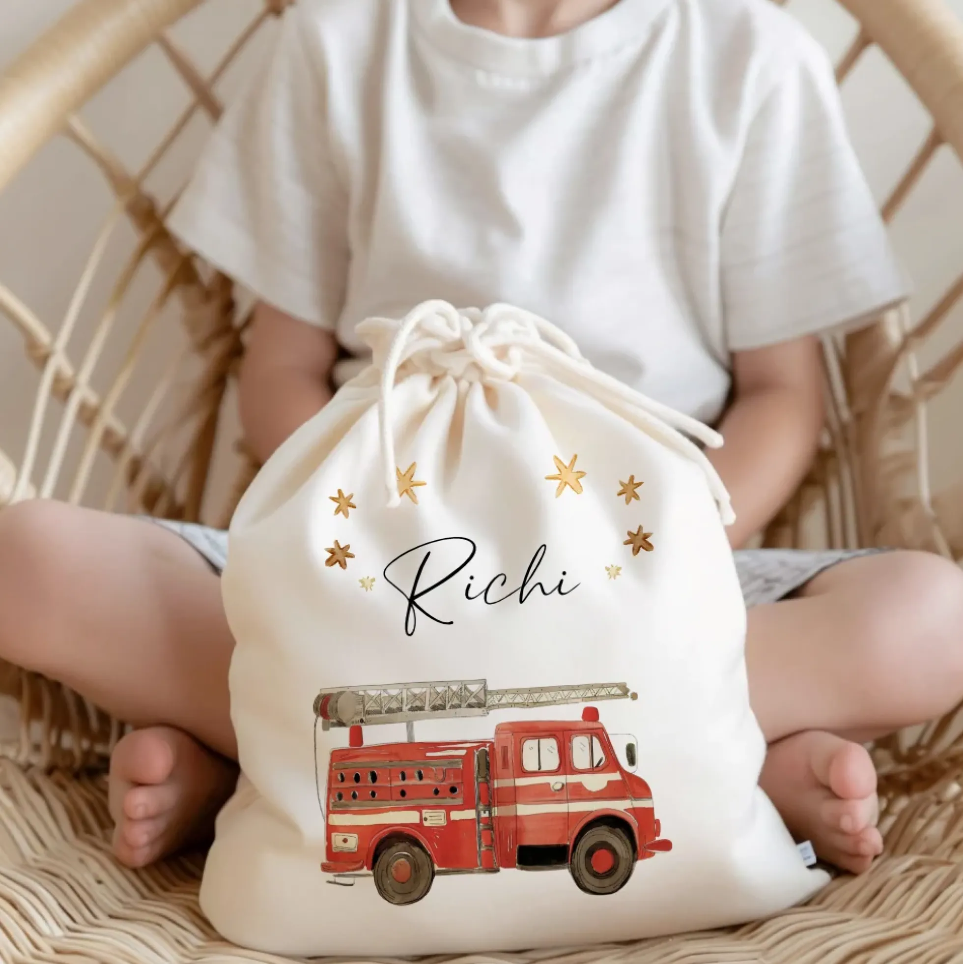 Personalisierter Zuziehbeutel für Kinder | Motive: Bagger, LKW, Feuerwehr