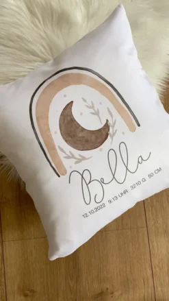 Personalisiertes Kissen mit Boho Regenbogen | Geschenk mit Namen für Mädchen und Jungen | Kissen mit Geburtsdaten für Neugeborene