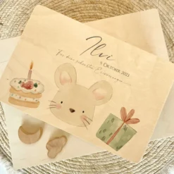 Personalisiertes Willkommensgeschenk aus Holz, Erinnerungsbox mit Motiv