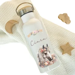 Personalisierte Trinkflasche "Pferd" für Kinder mit Namen | Weiße Thermosflasche aus Edelstahl mit Bambusdeckel für Mädchen Teenager | 500ml