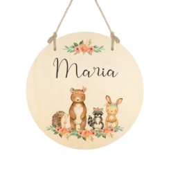 Rundes Namensschild "Boho Tiere" aus Holz mit dem Namen des Kindes
