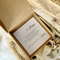 Schwangerschaft verkünden, Geschenkschachtel für Papa Oma Tante Onkel Opa, Geschenkbox mit Karte und Spruch zur Schwangerschaftsverkündung