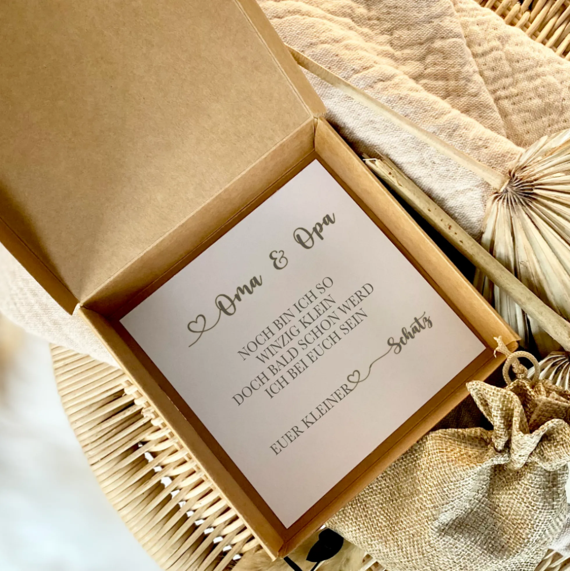 Schwangerschaft verkünden, Geschenkschachtel für Papa Oma Tante Onkel Opa, Geschenkbox mit Karte und Spruch zur Schwangerschaftsverkündung