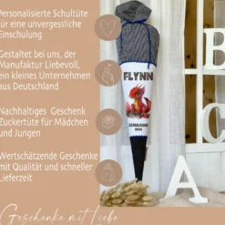 Stoff Schultüte roter Drache | Personalisiert mit dem Namen für Jungen | Optional mit Füllkissen und Spitzenschutz