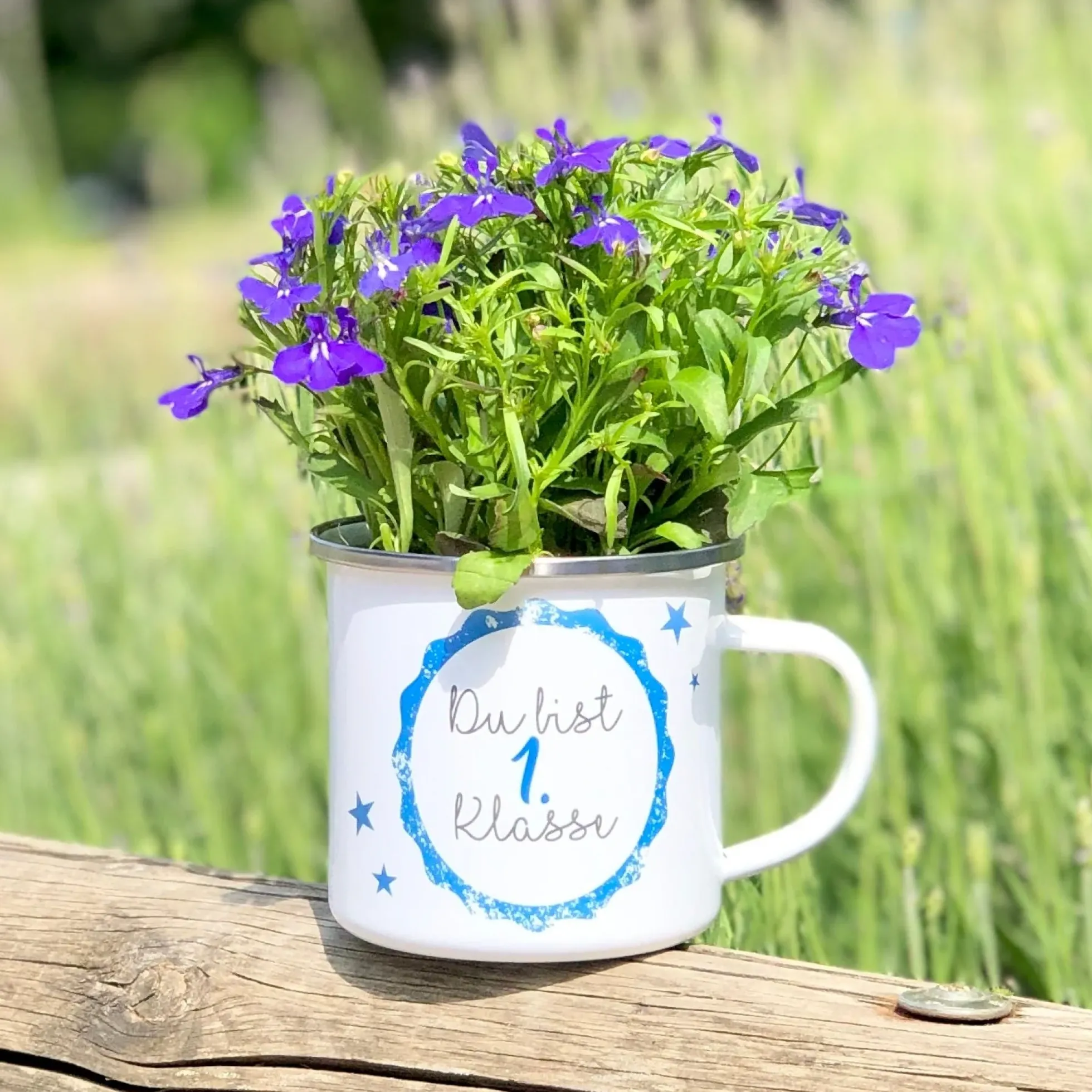 Tasse "Du bist 1. Klasse" zum Schulbeginn | Geschenkidee zur Einschulung für Mädchen u. Jungen | Originelle Geschenkidee mit DIY Ideen zum Schulbeginn | 2 Farbvarianten zur Auswahl