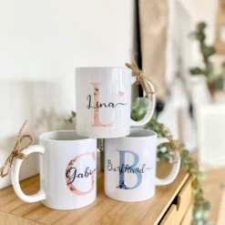 Tasse mit Buchstabe und Name für Sie und Ihn | Kaffeetasse aus Keramik | 2 Motivvarianten zur Auswahl