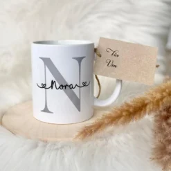 Tasse mit Namen und Schriftzug aus Keramik | Geschenk für Frauen und Männer | Personalisierung individuell anpassbar | 6 Motivvarianten zur Auswahl