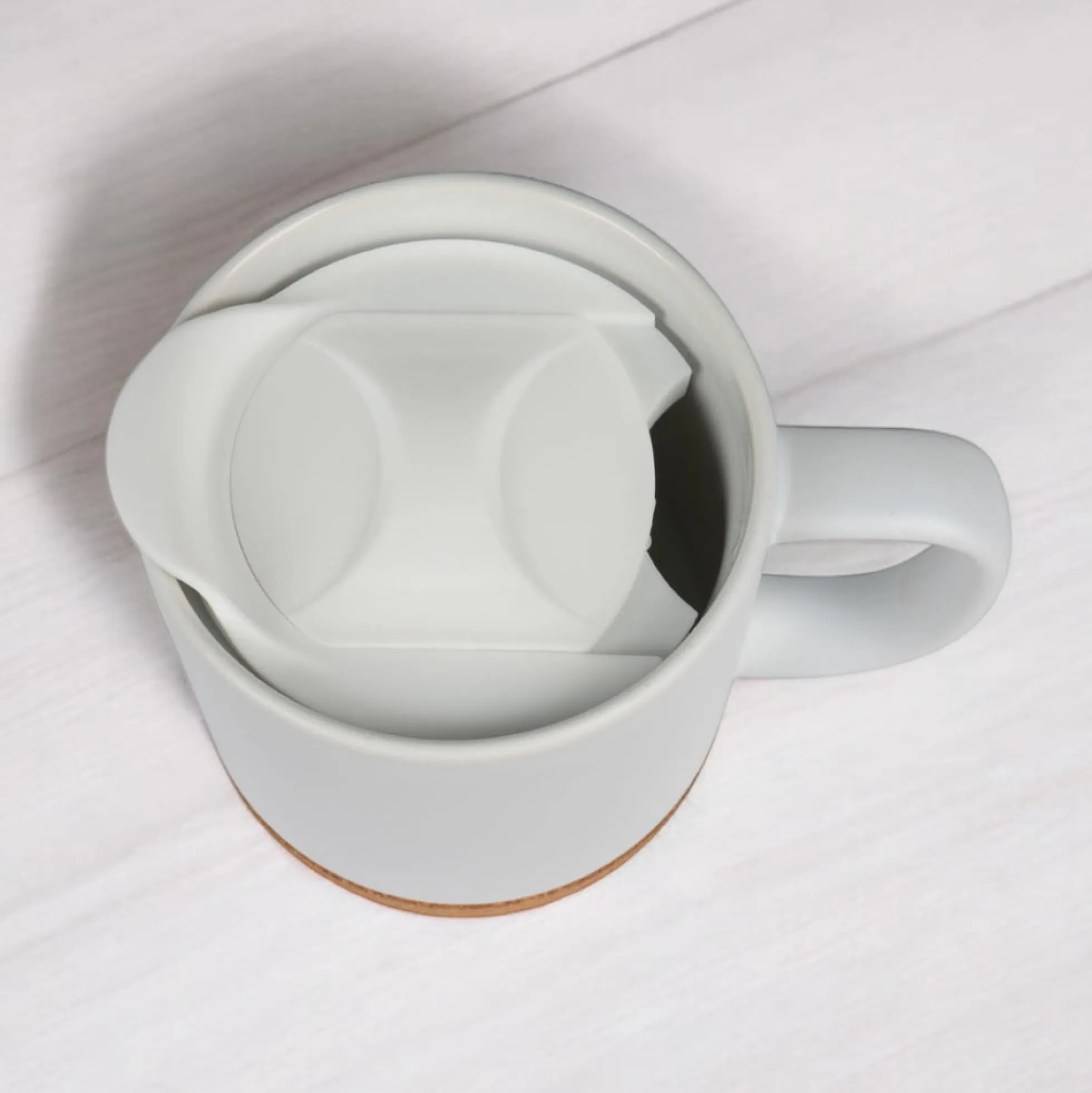 Tasse mit Spruch "Was für ein wunderschöner Scheisstag" Kaffeetasse "Einatmen Ausatmen Lächeln" Becher mit Kork Deckel