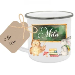 Tasse zur Einschulung mit dem Namen des Schulkindes | Niedliche Waldtiere mit Schultafel und Name des Kindes | Inkl. Geschenkanhänger zum Schulanfang