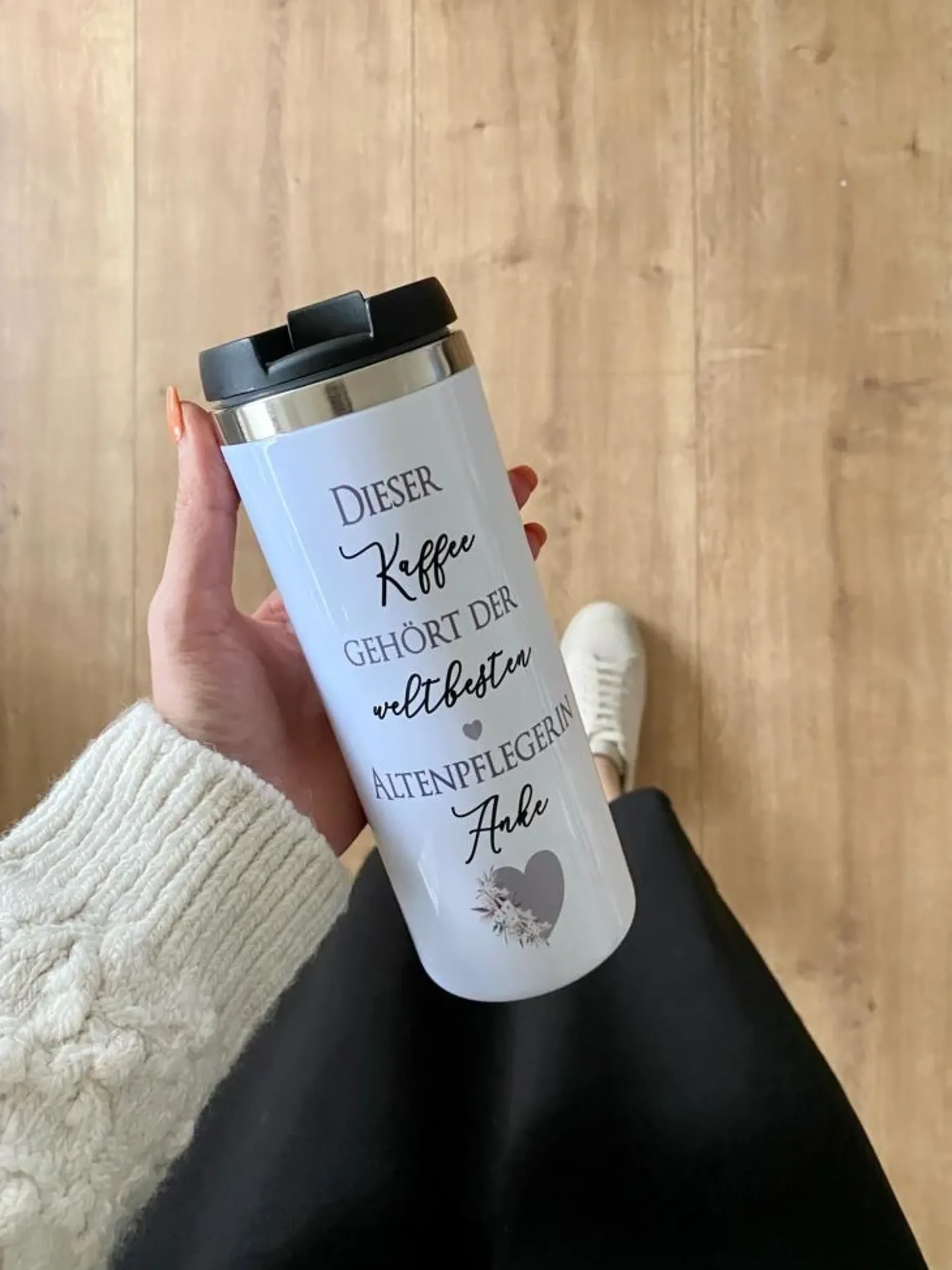 Thermobecher aus Edelstahl mit Namen und Berufsbezeichnung / Hobby für Sie u. Ihn | Personalisiertes Geschenk für Frauen u. Männer | Geschenkidee zum Geburtstag, als Dankeschön, Abschied Kollegin | Kaffeebecher | 2 Motivvarianten