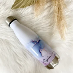 Trinkflasche aus Edelstahl in Marmor Optik mit dem Namen personalisiert | Größenvarianten: 500 ml u. 750 ml