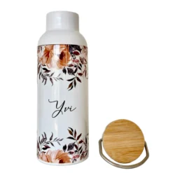 Trinkflasche "Autumn" mit Namen, Spruch und Blüten | Personalisiertes Geschenk mit Namen | 500 ml Isolierflasche aus Edelstahl mit Bambusdeckel