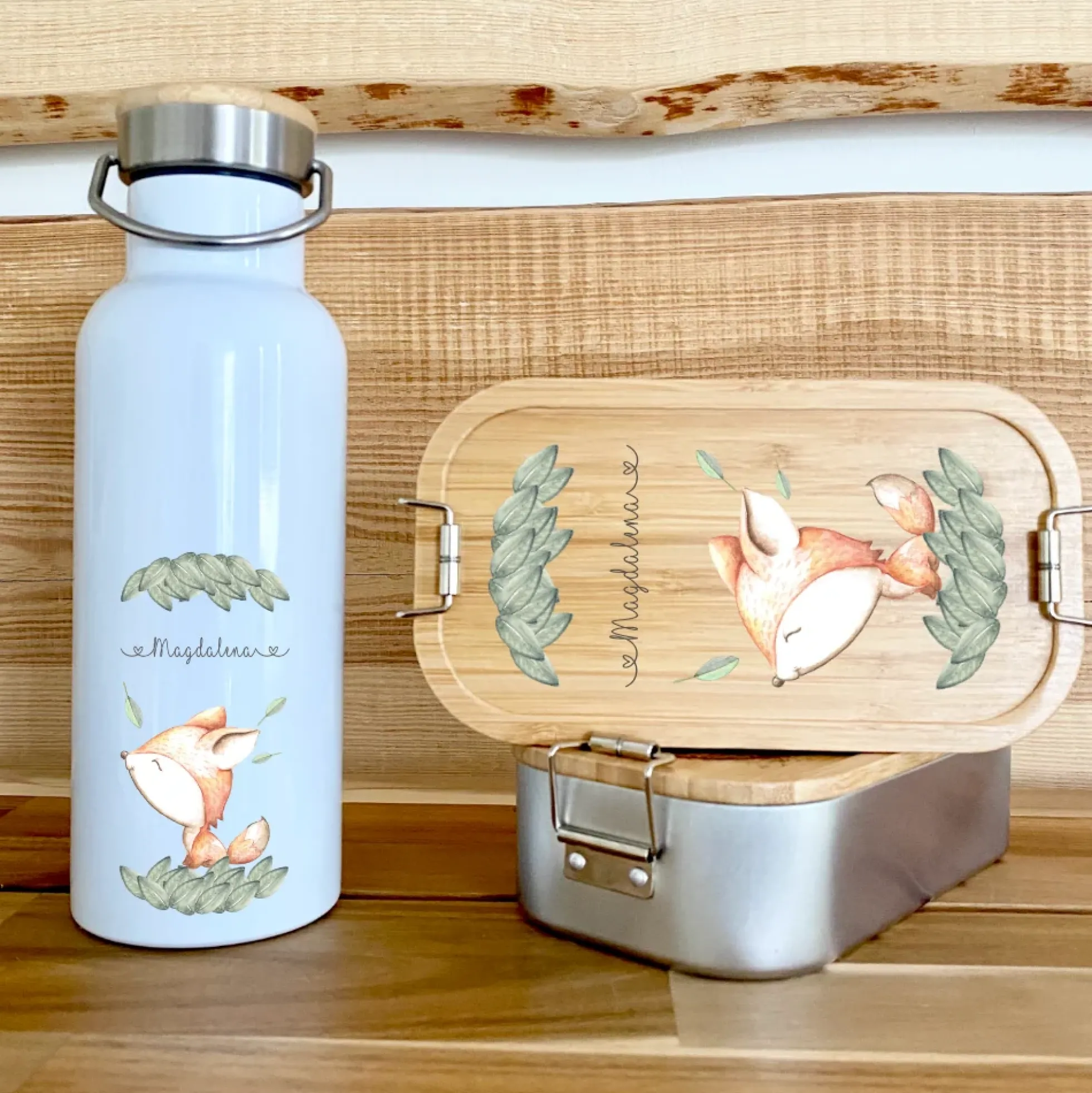 Trinkflasche mit Fuchs u. Namen für Kinder | Personalisiertes Geschenk für Mädchen u. Jungen | 500 ml Isolierflasche aus Edelstahl mit Bambusdeckel | Als Set verfügbar mit Brotdose