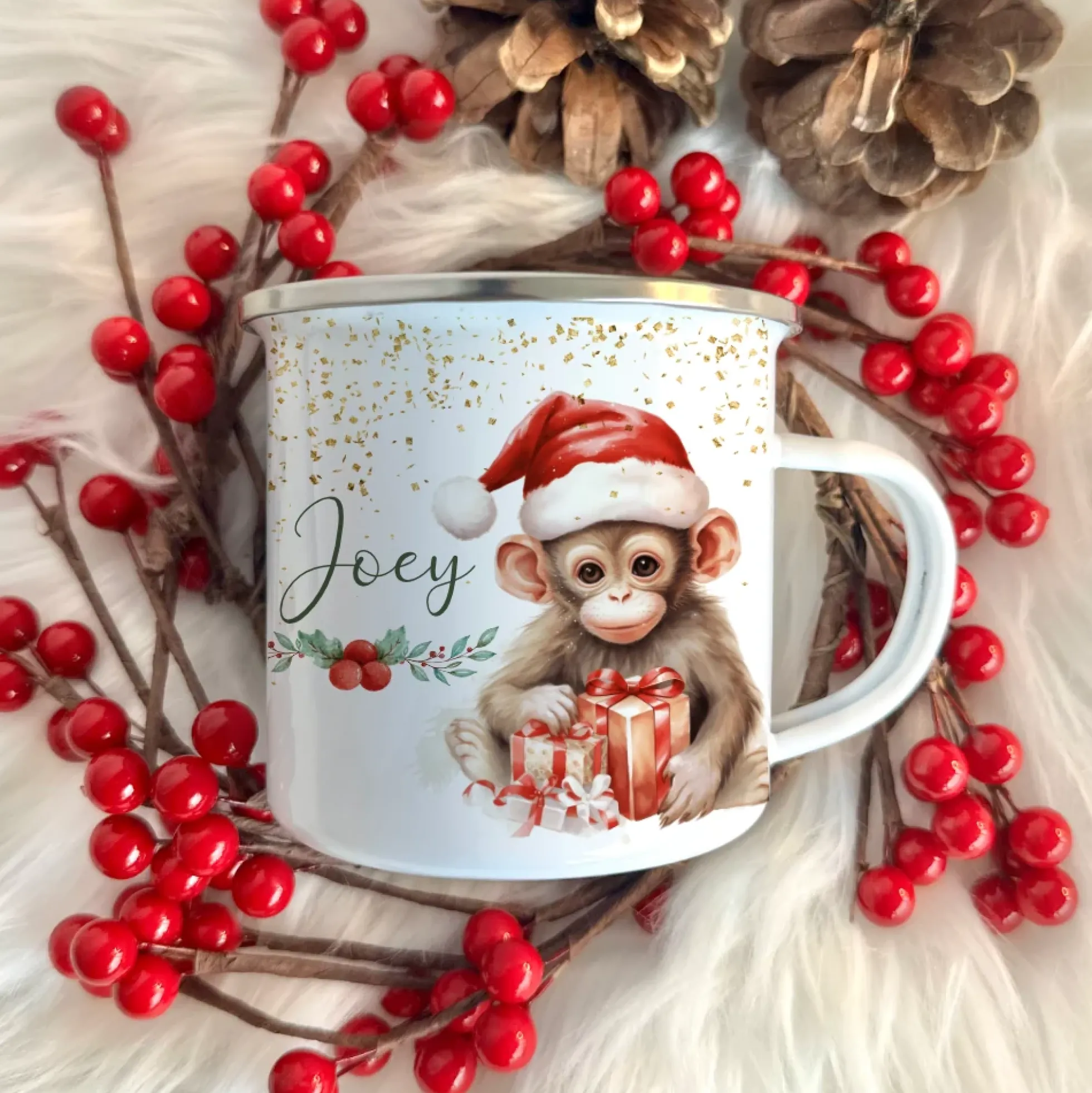 Weihnachtstasse "Affe" für Kinder | Tasse mit Namen personalisiert | Kinderbecher aus Emaille mit Weihnachtsmotiv | Weihnachtsgeschenk Nikolaus für Mädchen Jungen Teenager | 7 Produktvarianten zur Auswahl